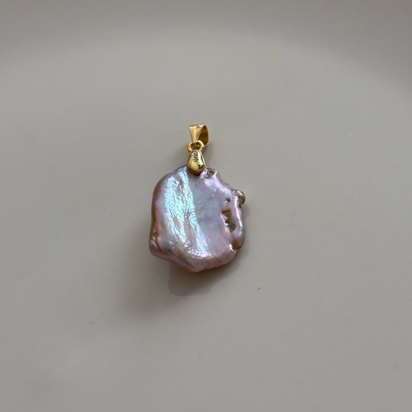 Natural Raw Pearl Pendant - Picture 9 of 11